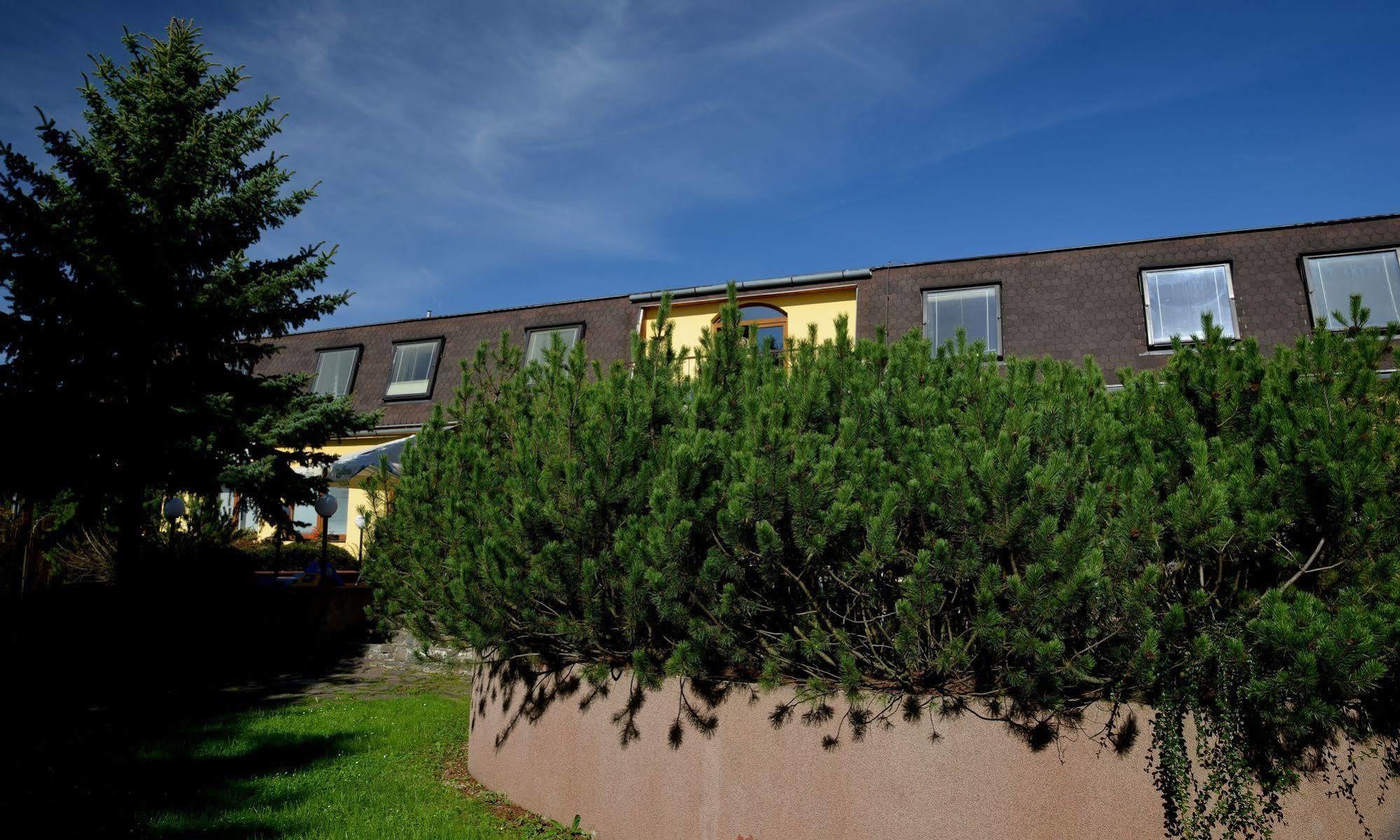 Penzion Agrothermal Bešeňová エクステリア 写真